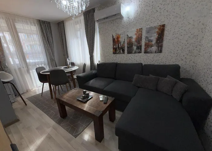 Snowflake- Luxury With A Bottle Of Wine,free Parking And In Royal Park * Bansko