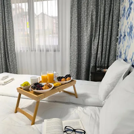 Snowflake- Luxury With A Bottle Of Wine,free Parking And In Royal Park Apartment Bansko